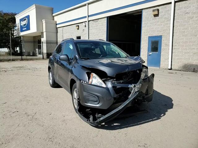 2016 Chevrolet Trax 1Lt VIN: 3GNCJLSB0GL165352 Lot: 82490055