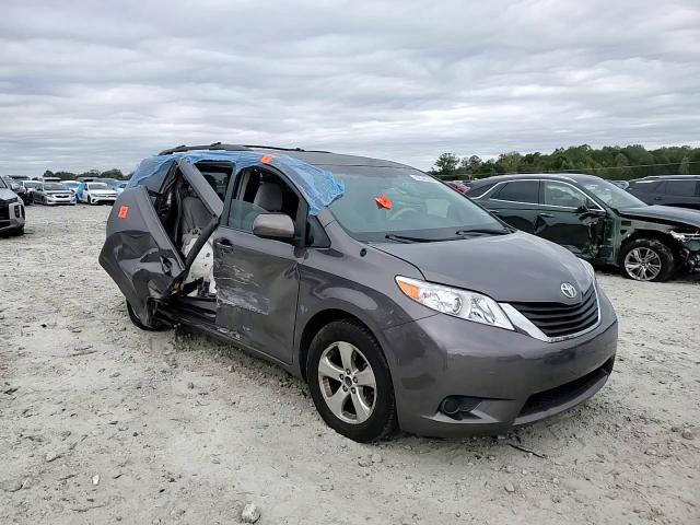 2013 Toyota Sienna Le VIN: 5TDKK3DC0DS363488 Lot: 82345295