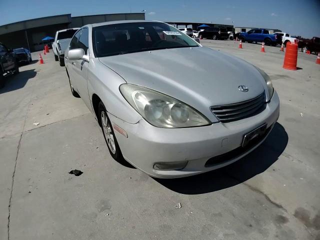 2002 Lexus Es 300 VIN: JTHBF30G225017120 Lot: 84926755
