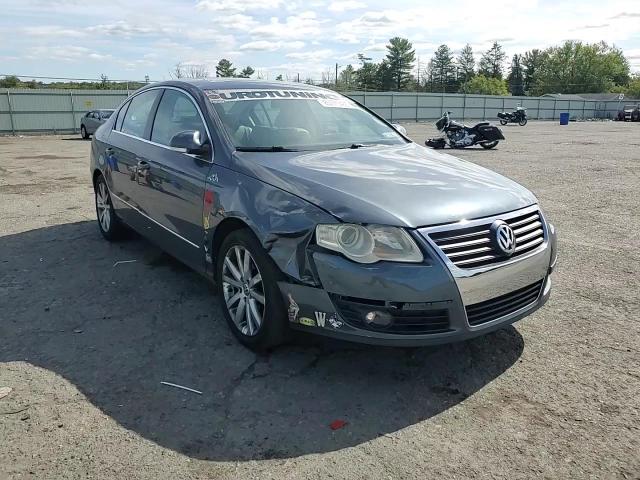 2010 Volkswagen Passat Komfort VIN: WVWJM7AN8AE103974 Lot: 85171485