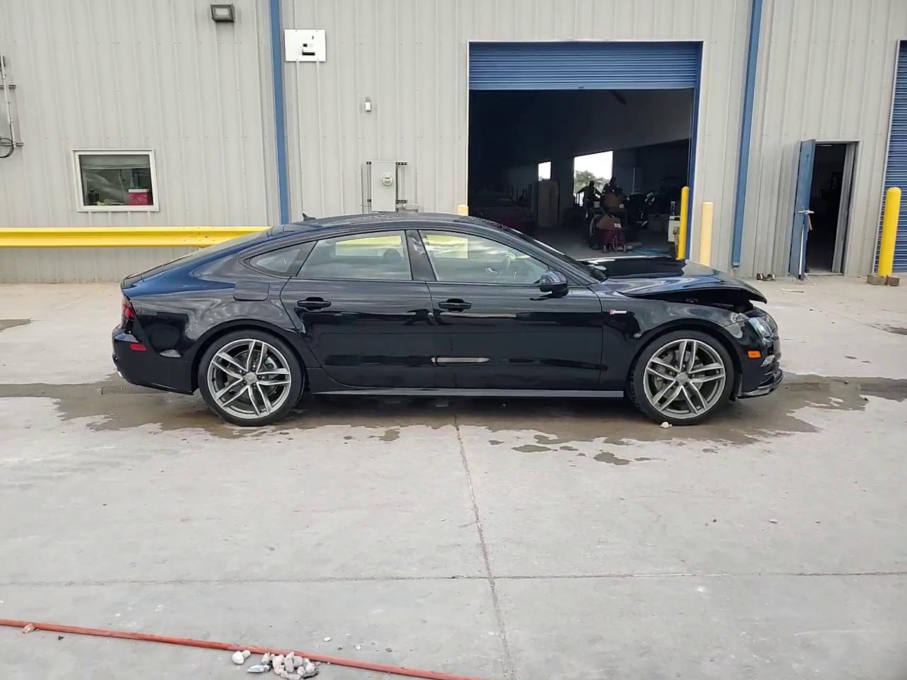 Фото: WAUWGAFC0GN103281