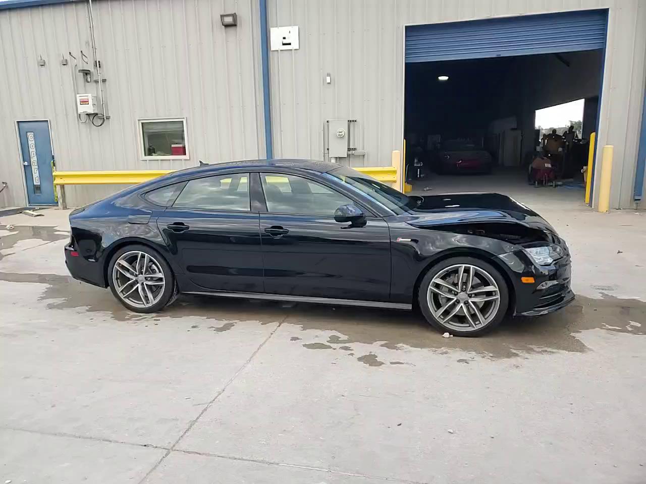 Фото: WAUWGAFC0GN103281