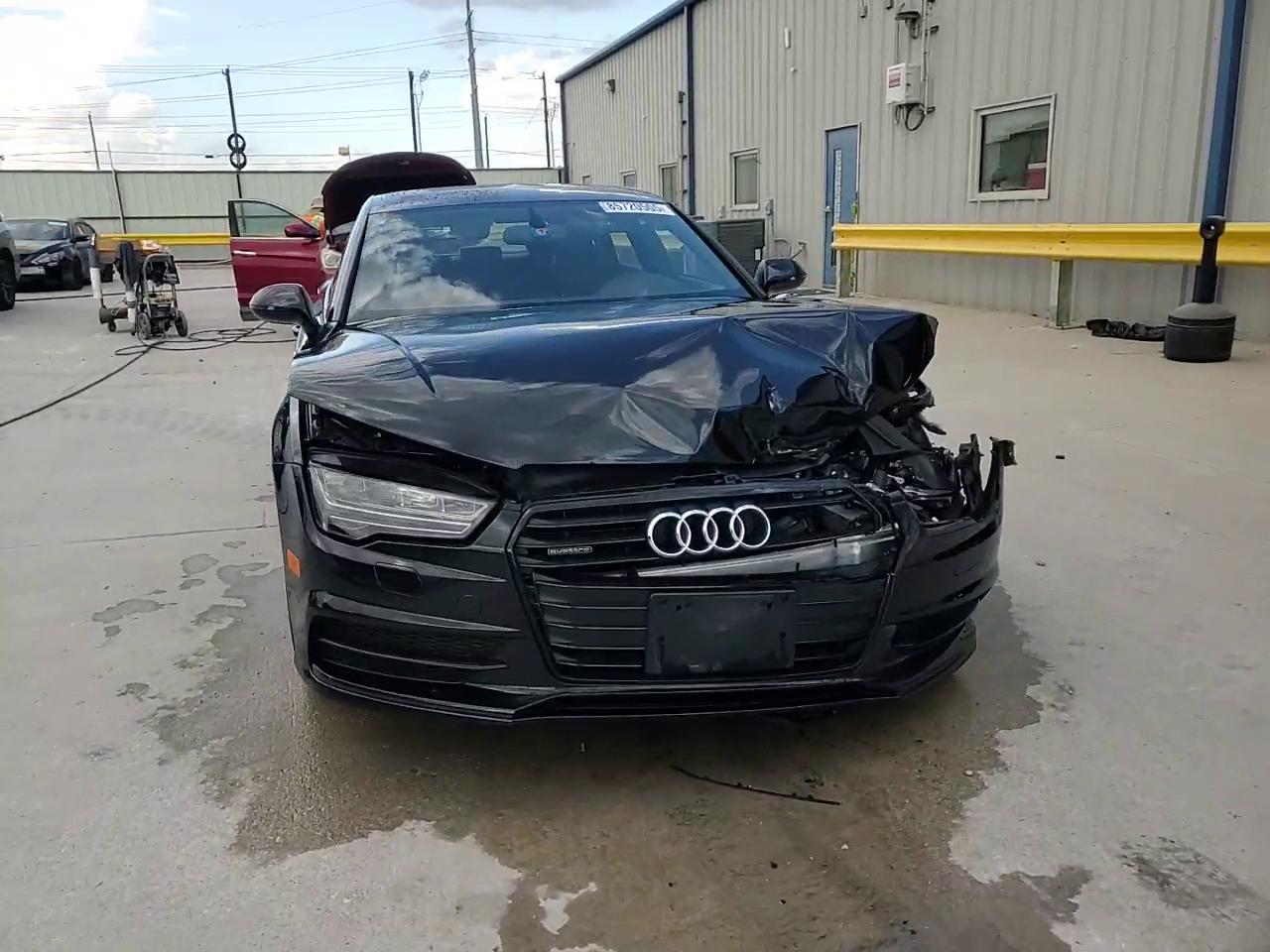 Фото: WAUWGAFC0GN103281