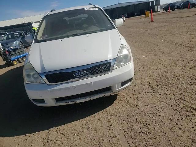 2011 Kia Sedona Lx VIN: KNDMG4C78B6371968 Lot: 91093255