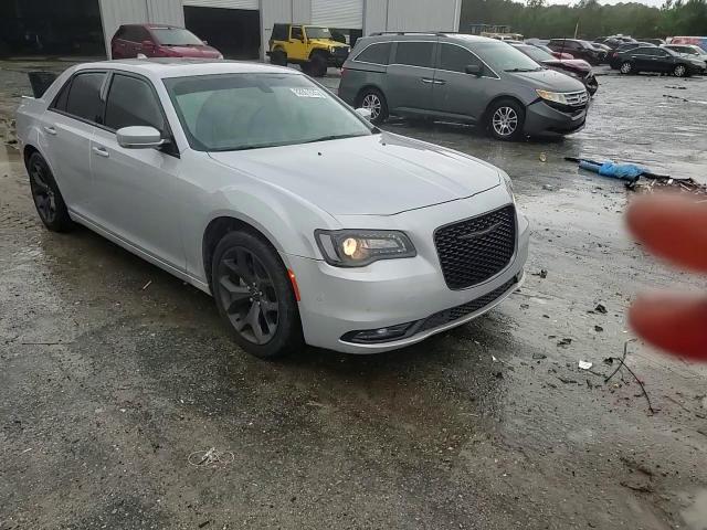 2022 Chrysler 300 S VIN: 2C3CCABG3NH268293 Lot: 82001635