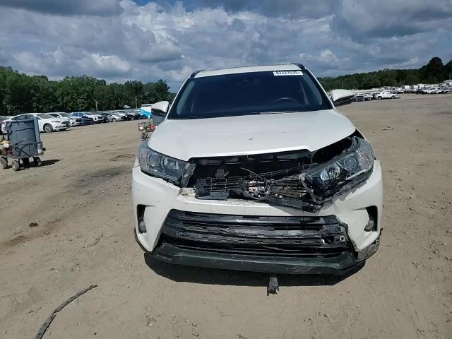 2018 Toyota Highlander Se VIN: 5TDKZRFH8JS547886 Lot: 82223535