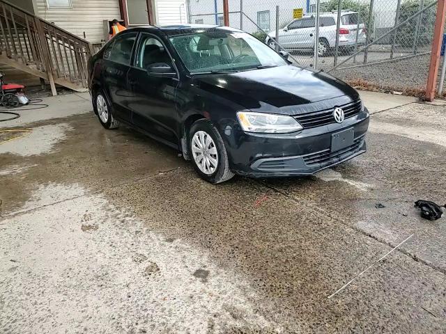 2013 Volkswagen Jetta Base VIN: 3VW2K7AJ0DM266525 Lot: 85113995