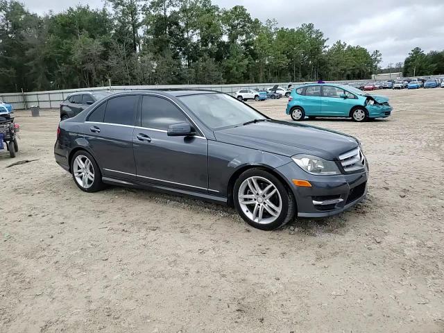 2013 Mercedes-Benz C 250 VIN: WDDGF4HB5DG093711 Lot: 84796995