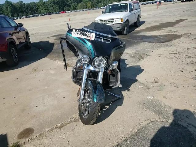 2015 Harley-Davidson Flhtkse Cvo Limited VIN: 1HD1TEN12FB959583 Lot: 84390625