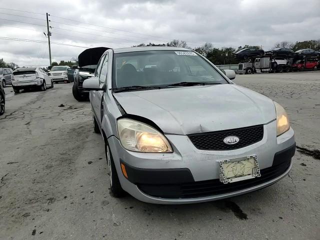 2007 Kia Rio Base VIN: KNADE123476237353 Lot: 90583245