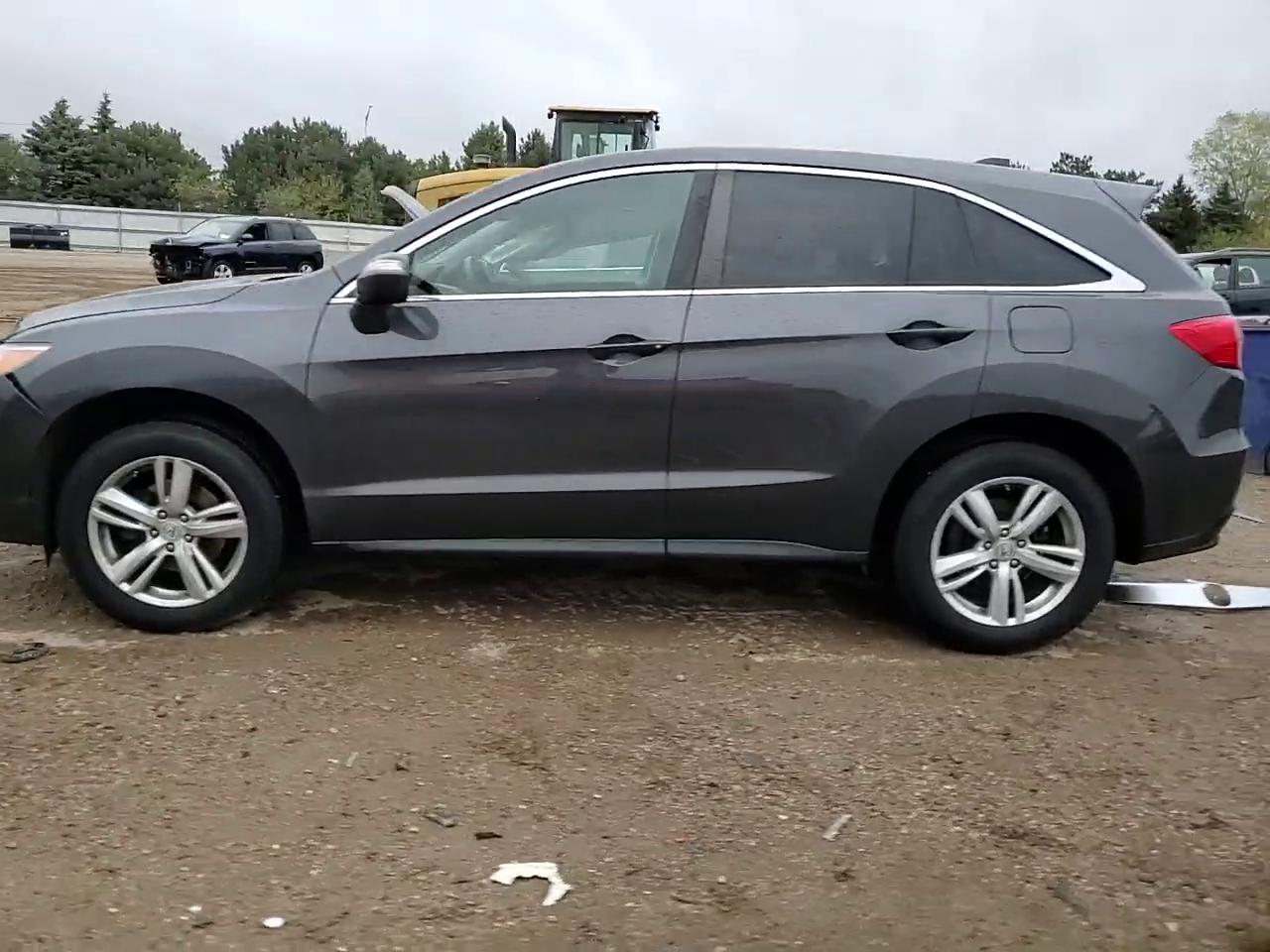 Фото: 5J8TB4H52DL005561