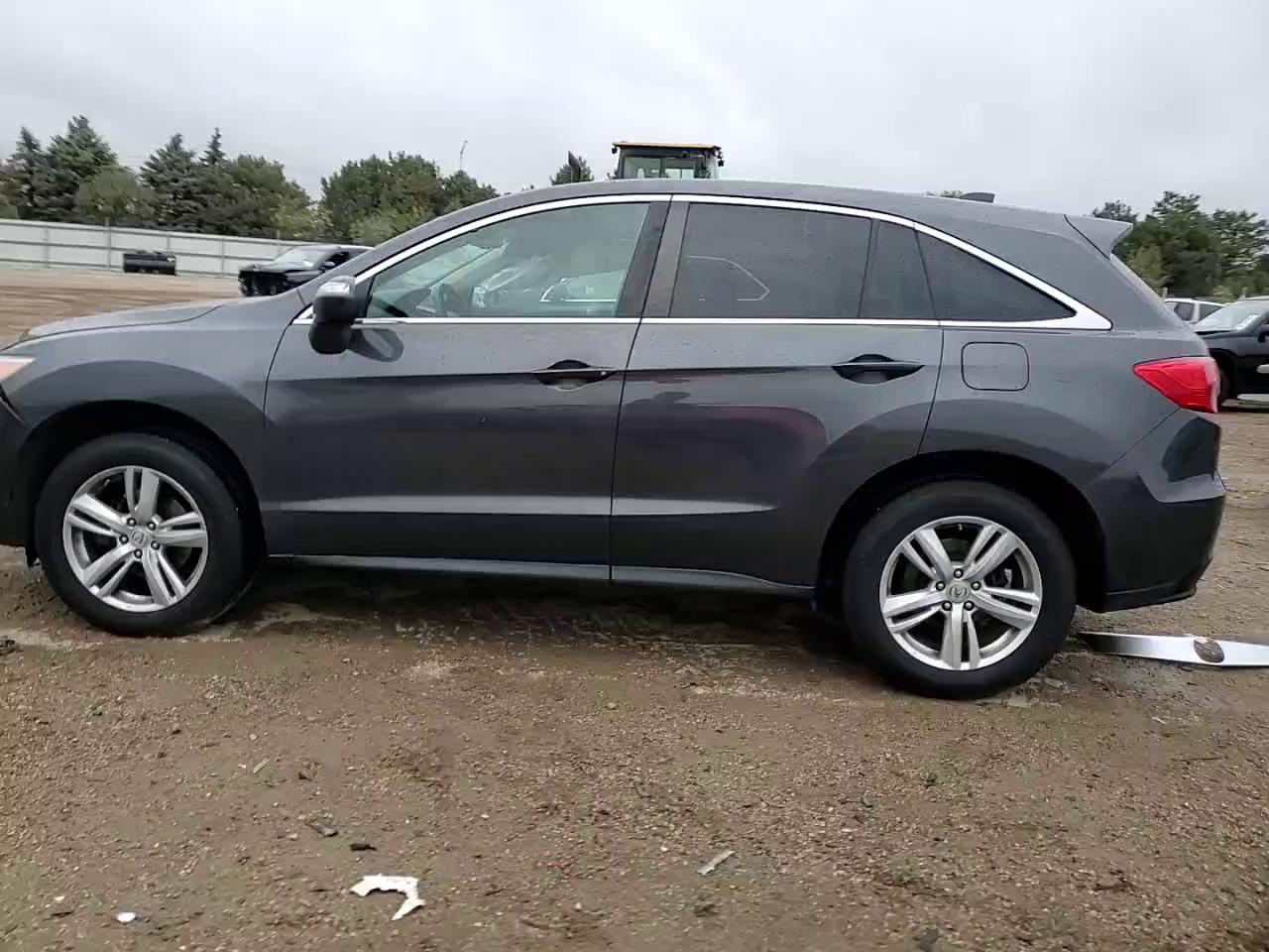 Фото: 5J8TB4H52DL005561