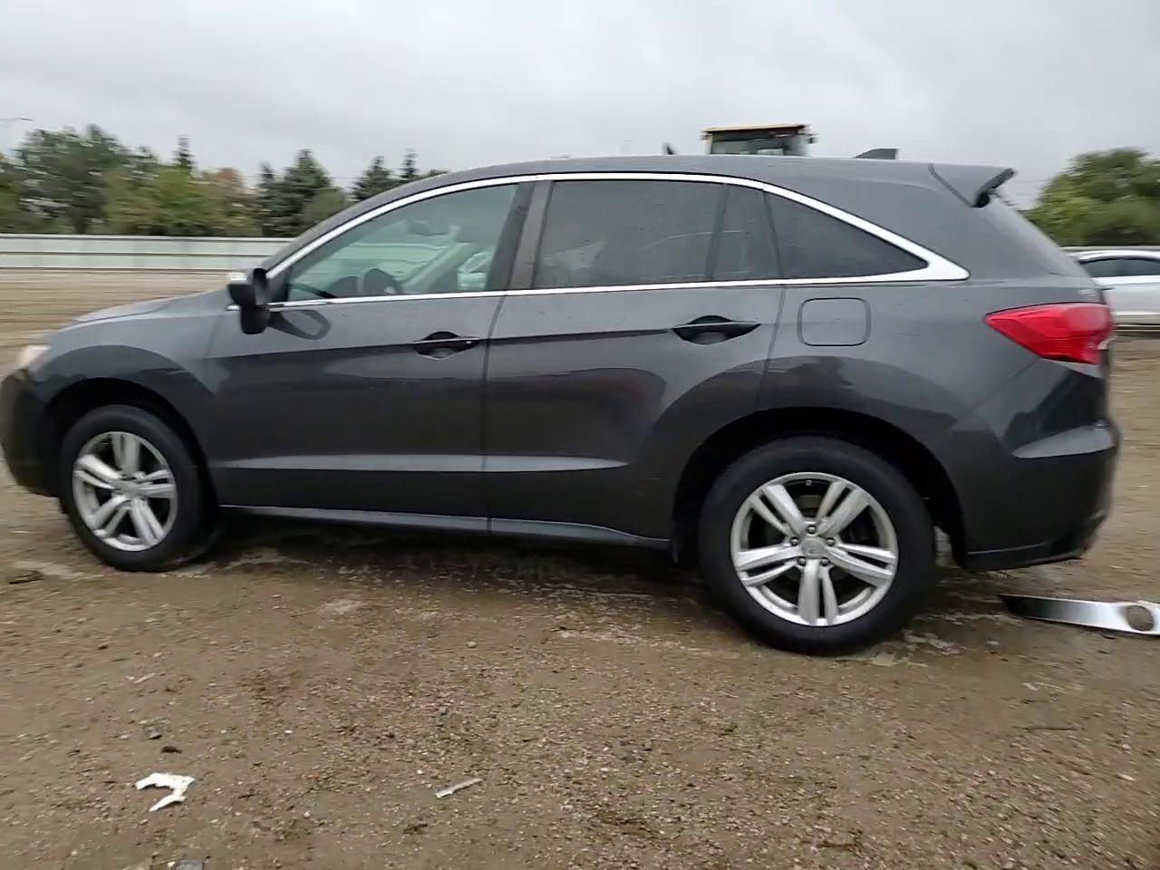 Фото: 5J8TB4H52DL005561