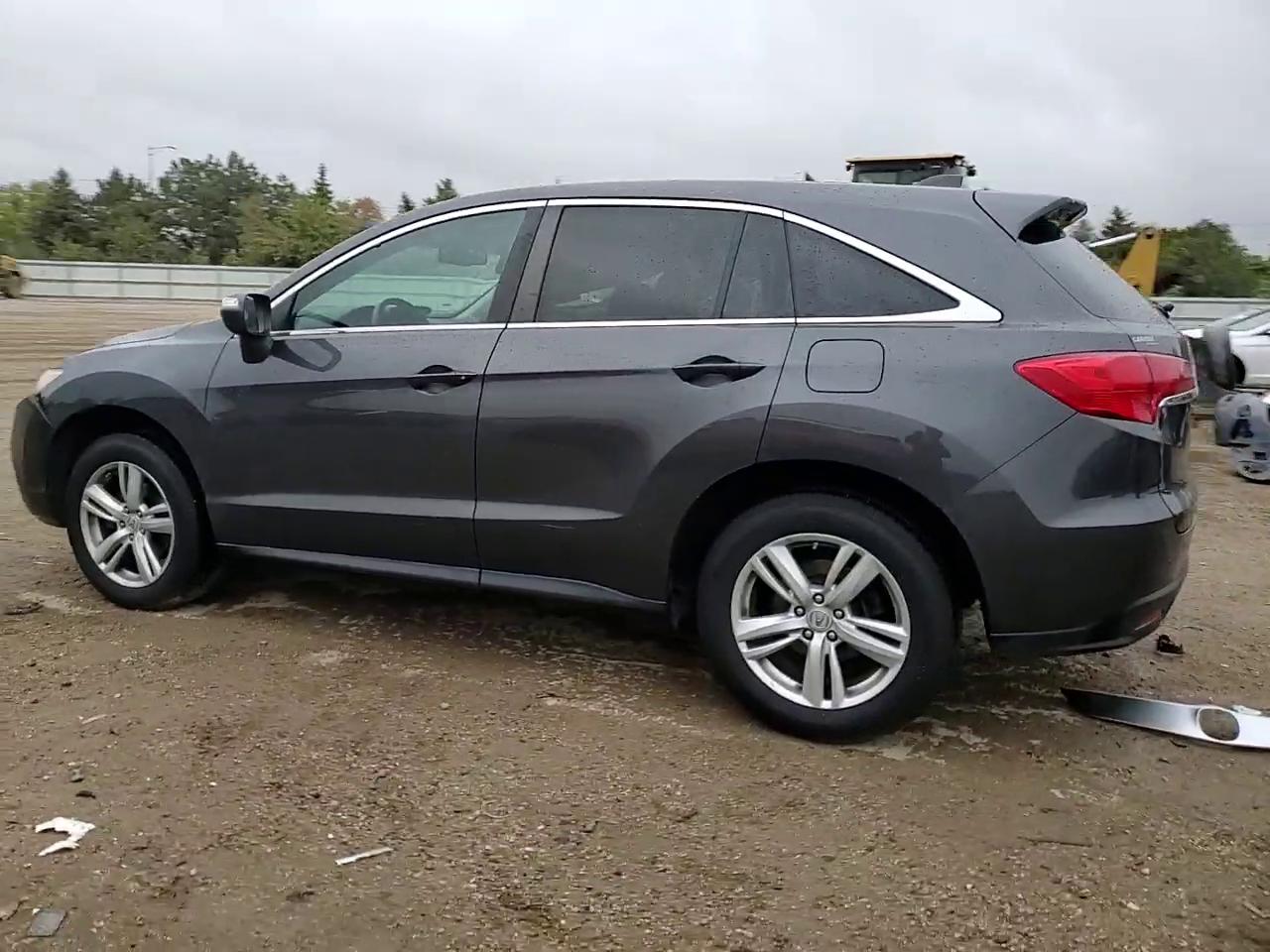 Фото: 5J8TB4H52DL005561