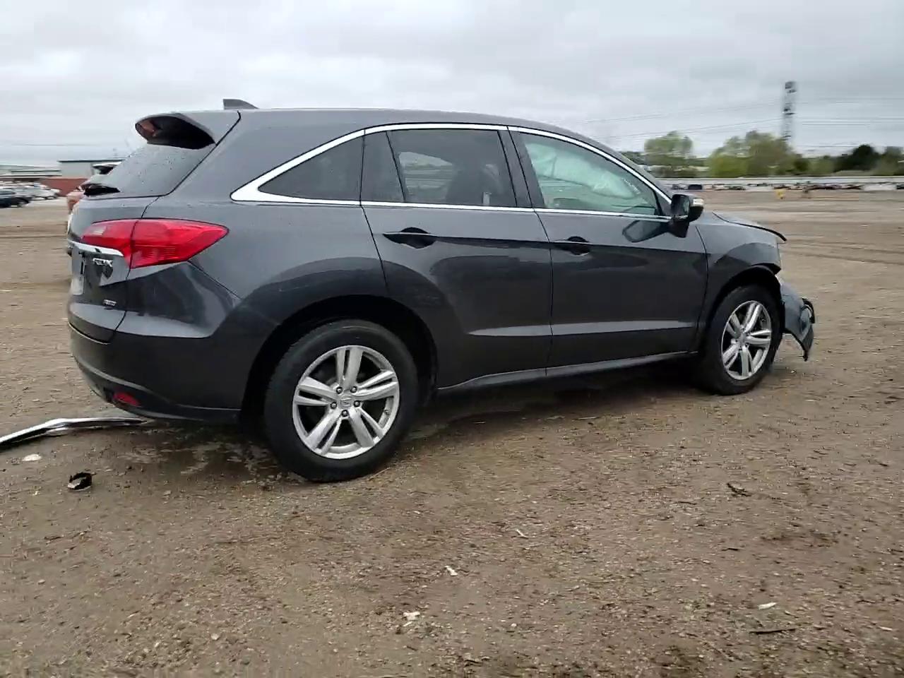 Фото: 5J8TB4H52DL005561