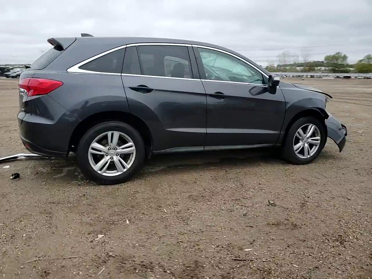 Фото: 5J8TB4H52DL005561