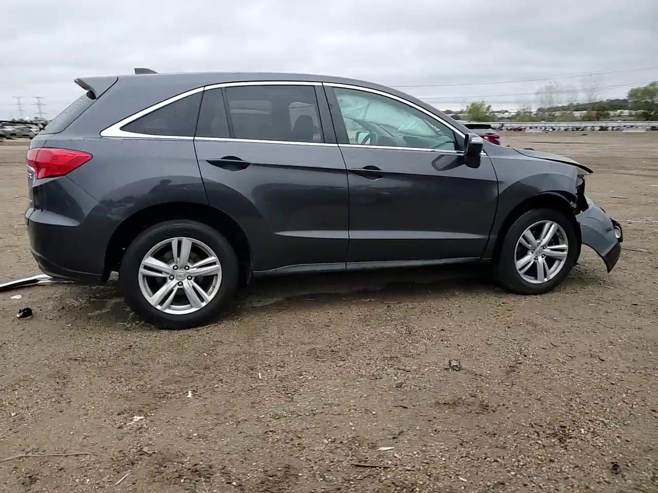 Фото: 5J8TB4H52DL005561