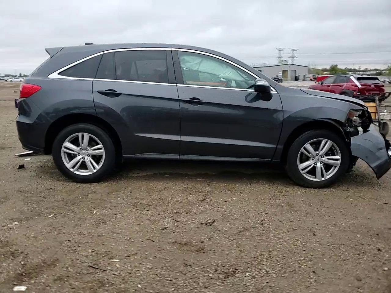 Фото: 5J8TB4H52DL005561