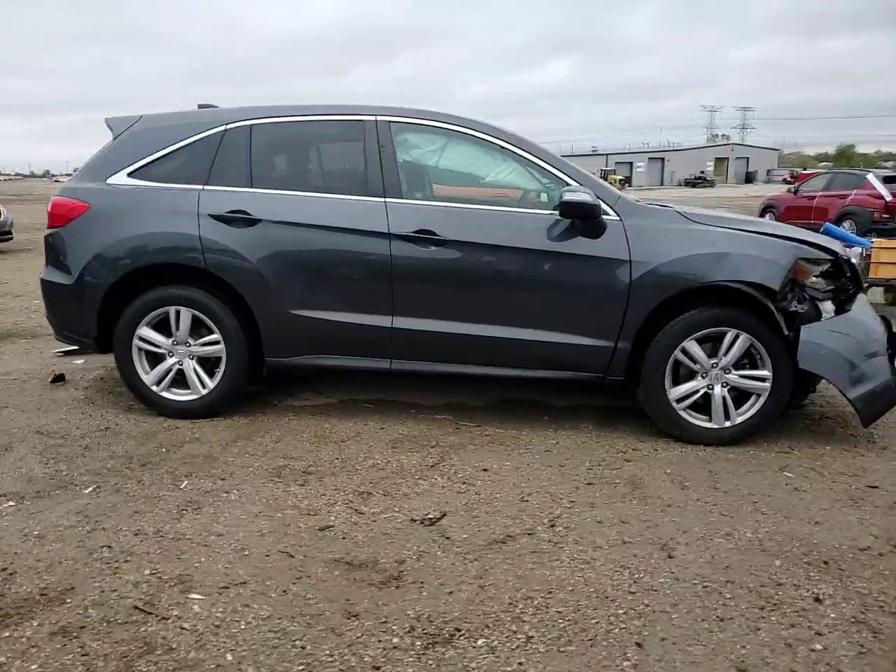 Фото: 5J8TB4H52DL005561