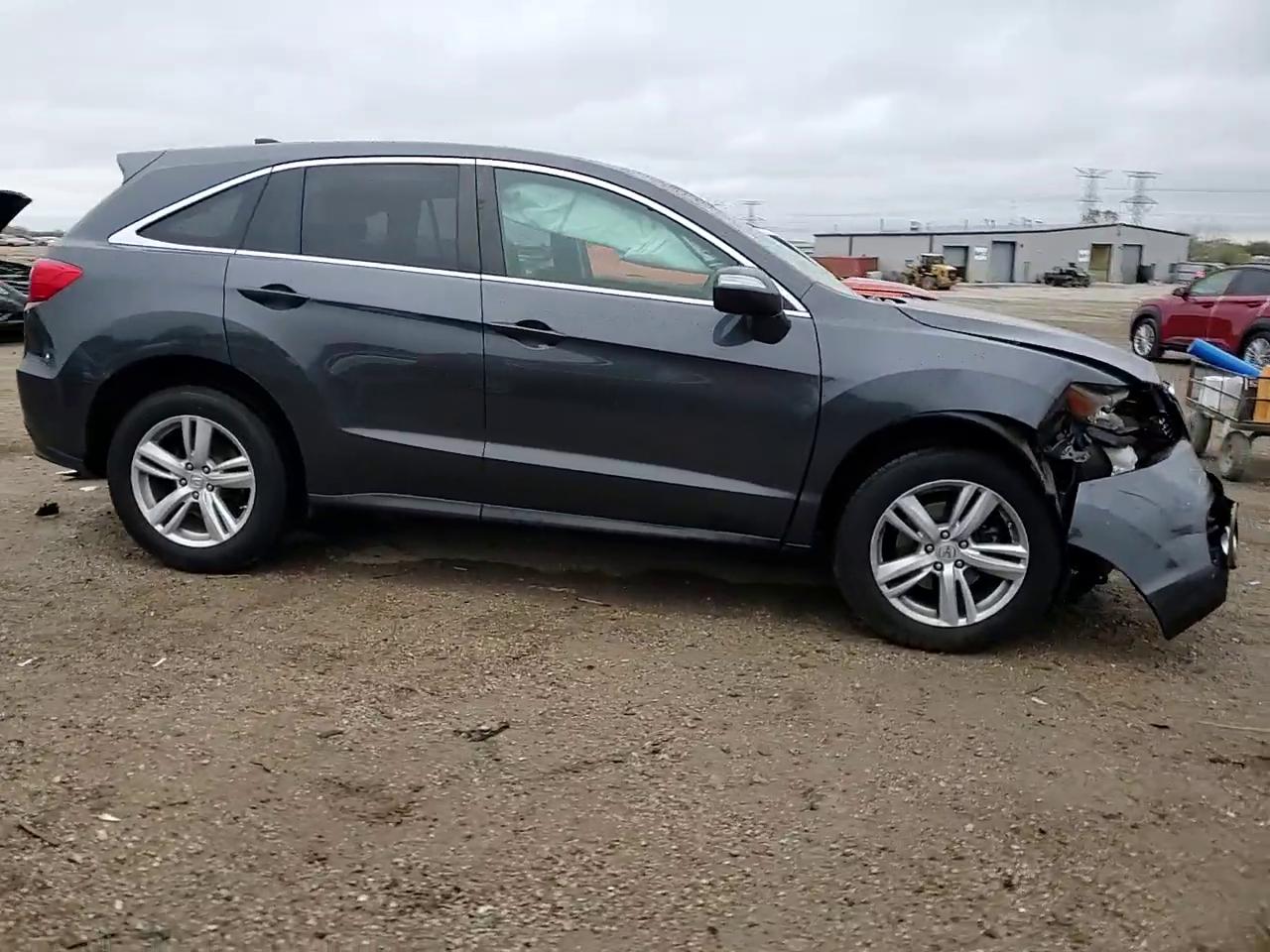 Фото: 5J8TB4H52DL005561