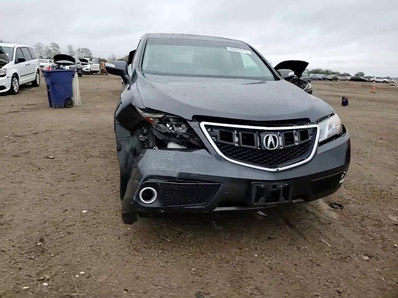 Фото: 5J8TB4H52DL005561