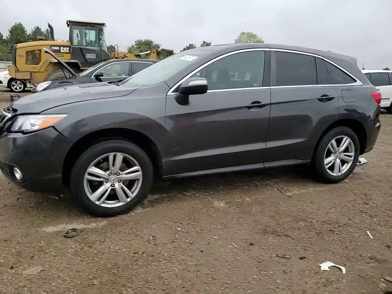 Фото: 5J8TB4H52DL005561