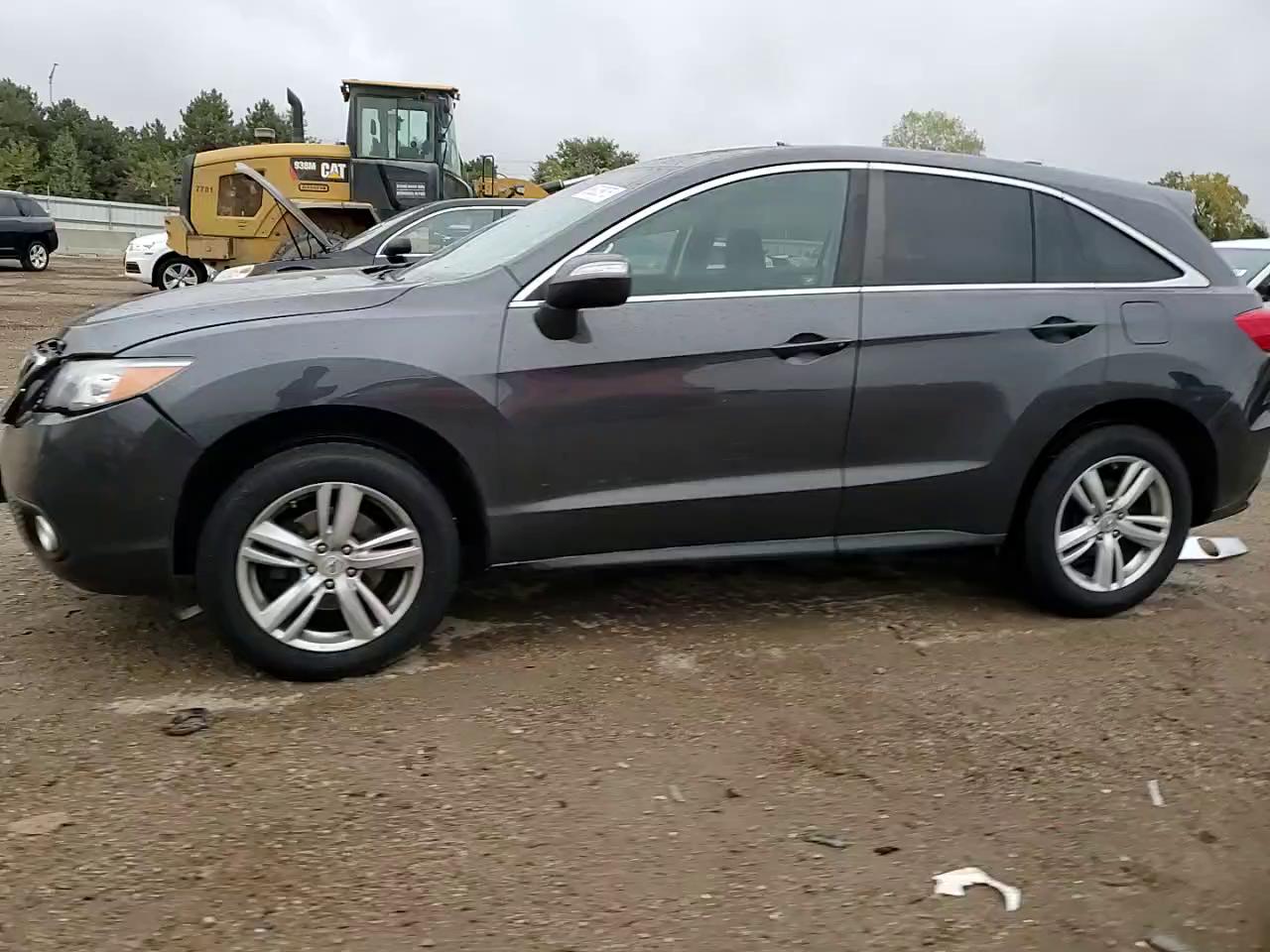 Фото: 5J8TB4H52DL005561