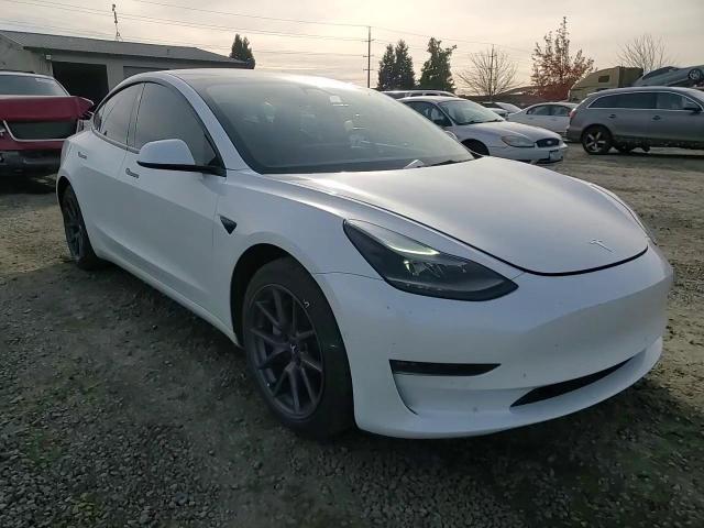 2022 Tesla Model 3 VIN: 5YJ3E1EB7NF183694 Lot: 90406755