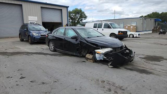 2016 Toyota Camry Le VIN: 4T1BF1FKXGU513695 Lot: 82375215