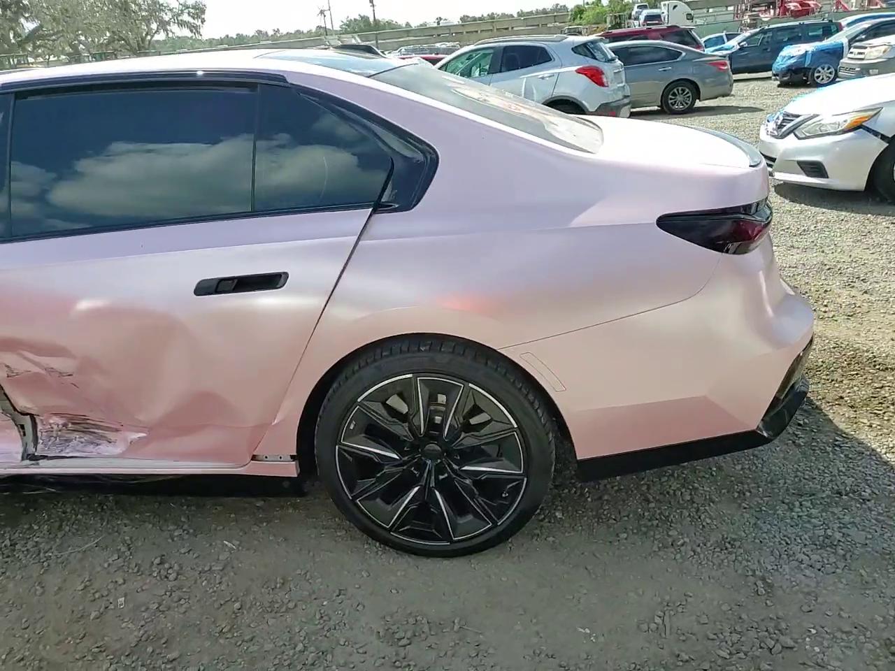 Фото: WBA33EJ01RCT01532