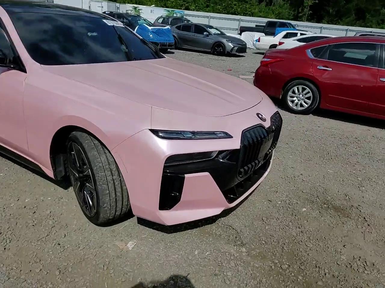 Фото: WBA33EJ01RCT01532