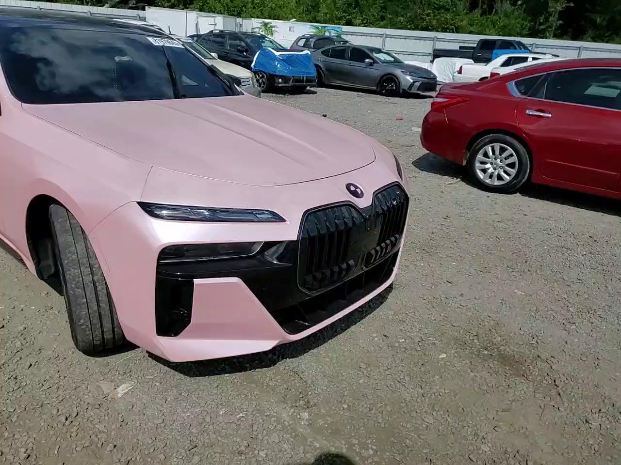 Фото: WBA33EJ01RCT01532