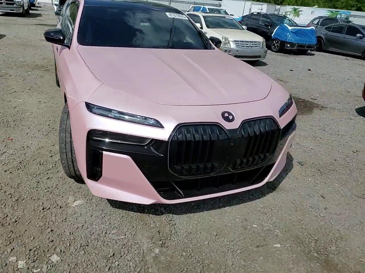 Фото: WBA33EJ01RCT01532