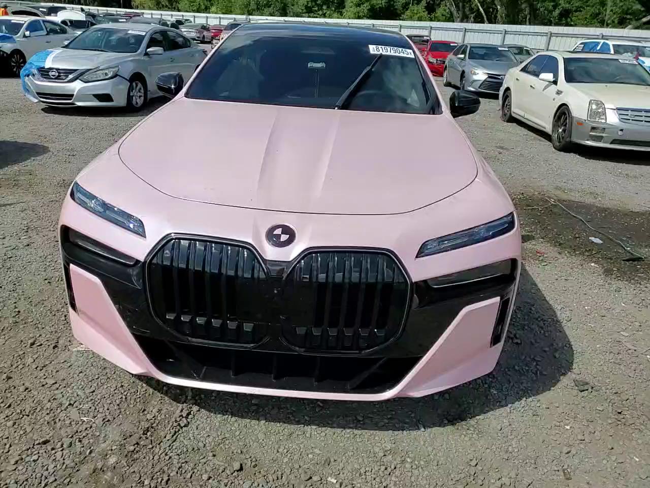 Фото: WBA33EJ01RCT01532