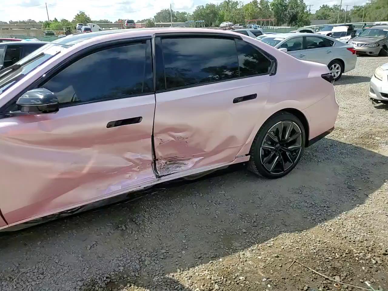 Фото: WBA33EJ01RCT01532