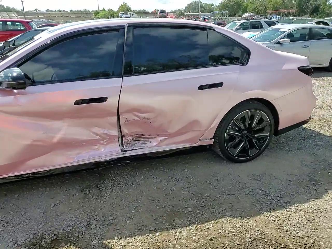 Фото: WBA33EJ01RCT01532