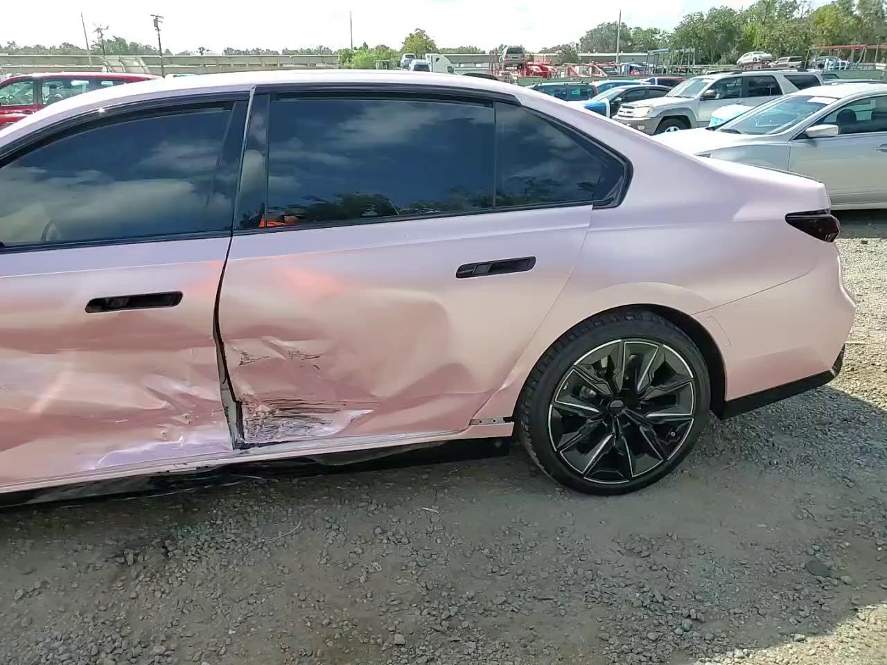 Фото: WBA33EJ01RCT01532