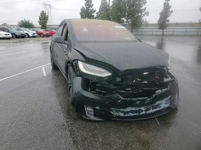2017 Tesla Model X VIN: 5YJXCDE23HF078437 Lot: 85916915