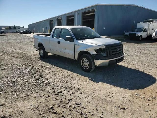 2011 Ford F150 Super Cab VIN: 1FTEX1CM7BFC40166 Lot: 82667445