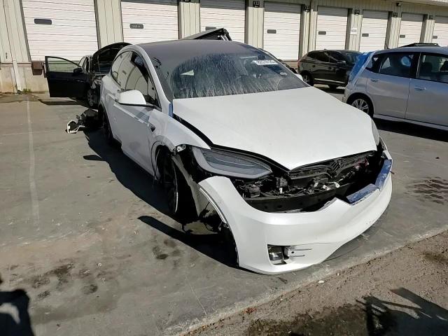2020 Tesla Model X VIN: 5YJXCAE2XLF228938 Lot: 82576125