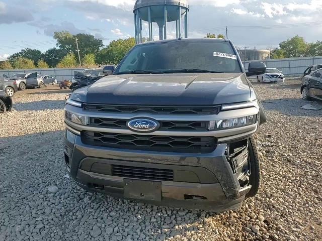 2024 Ford Expedition Xlt VIN: 1FMJU1J85REA01255 Lot: 82224865