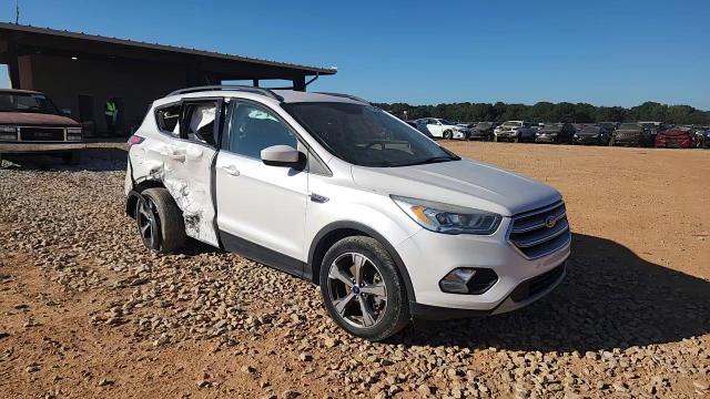 2017 Ford Escape Se VIN: 1FMCU0G98HUB35829 Lot: 86303145