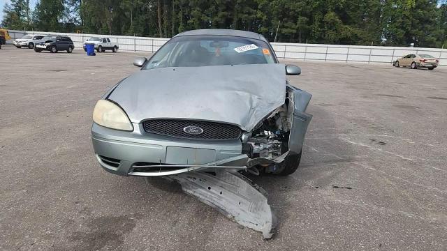 2005 Ford Taurus VIN: 1FAFP56205A256366 Lot: 82181185