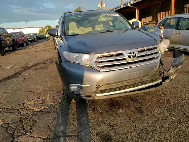 2012 Toyota Highlander Base VIN: 5TDBK3EH7CS132161 Lot: 84812695