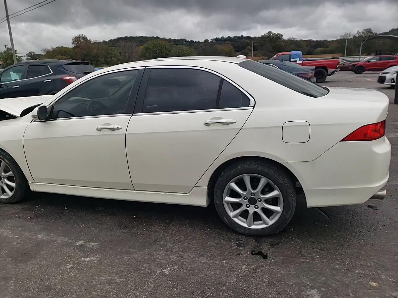 Фото: JH4CL96916C007902