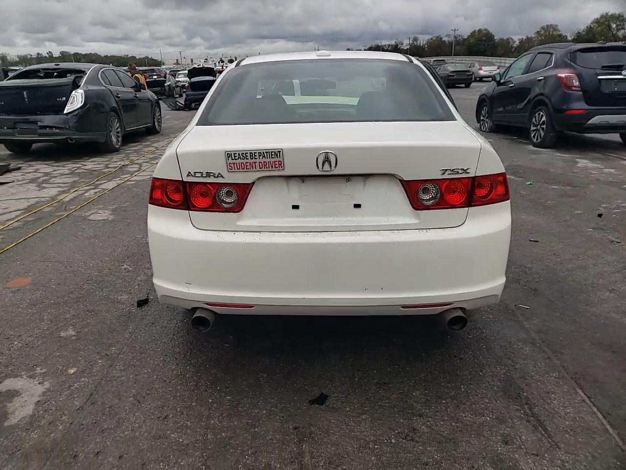 Фото: JH4CL96916C007902