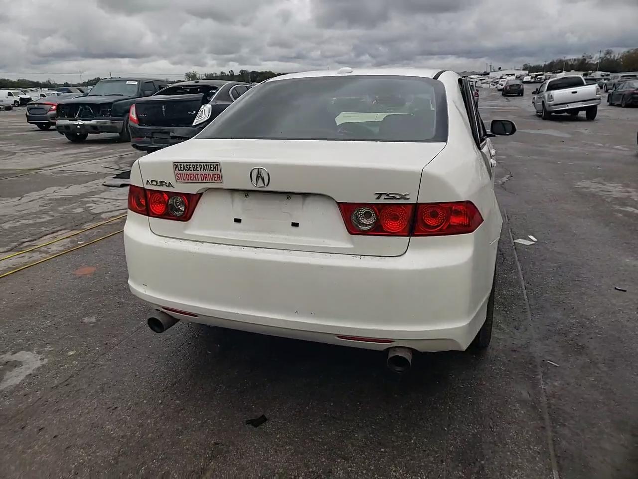 Фото: JH4CL96916C007902