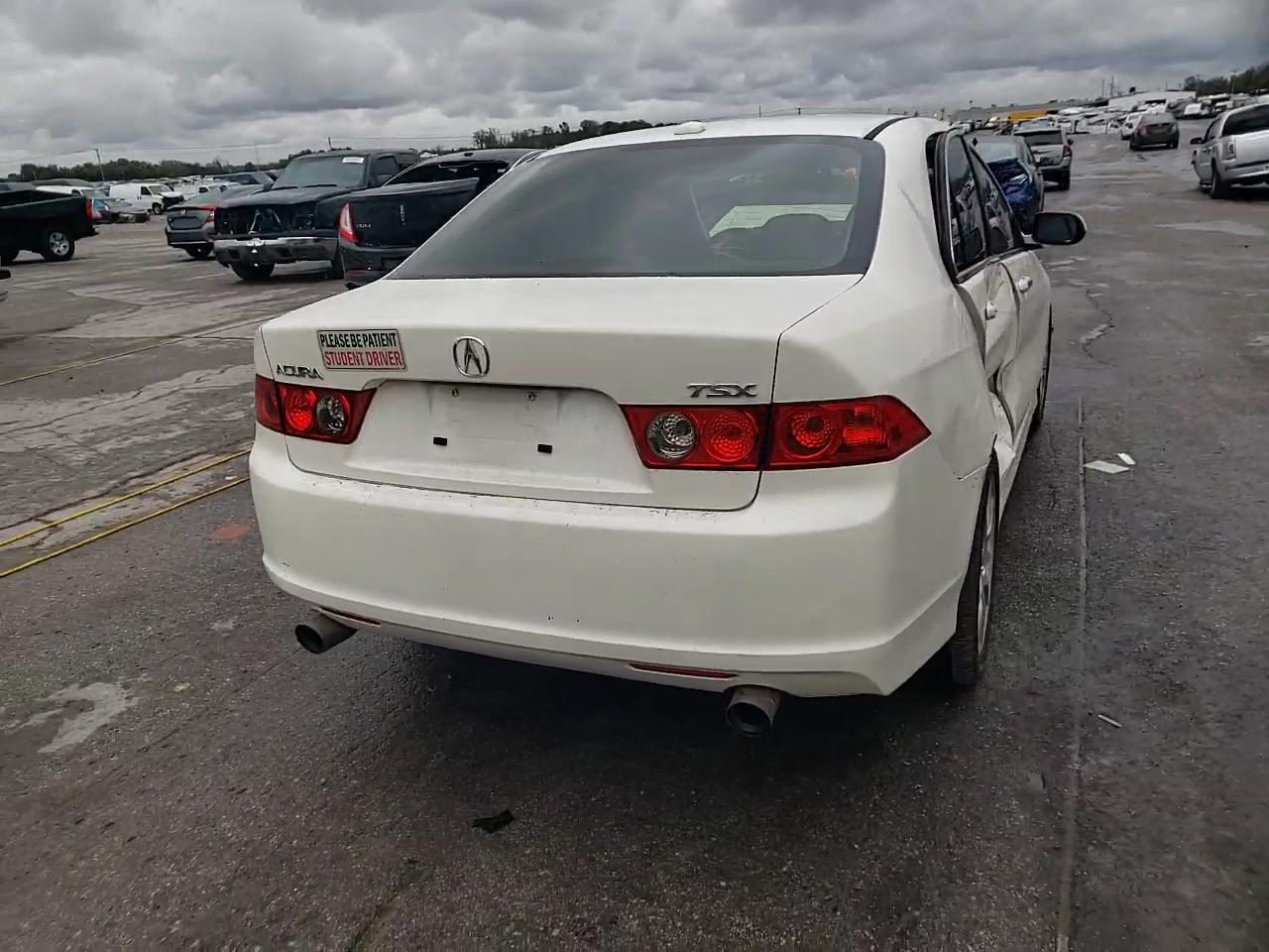 Фото: JH4CL96916C007902