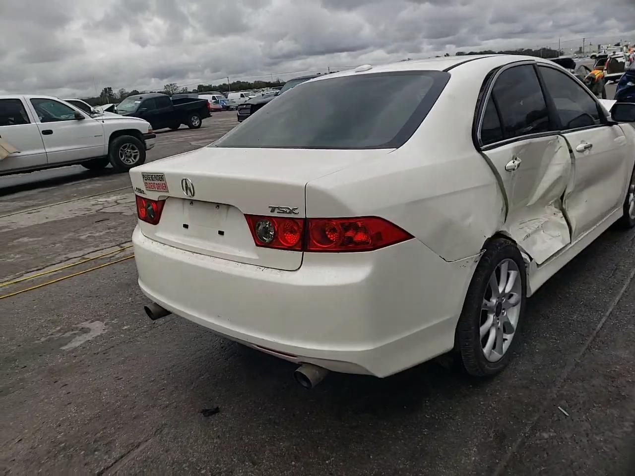 Фото: JH4CL96916C007902