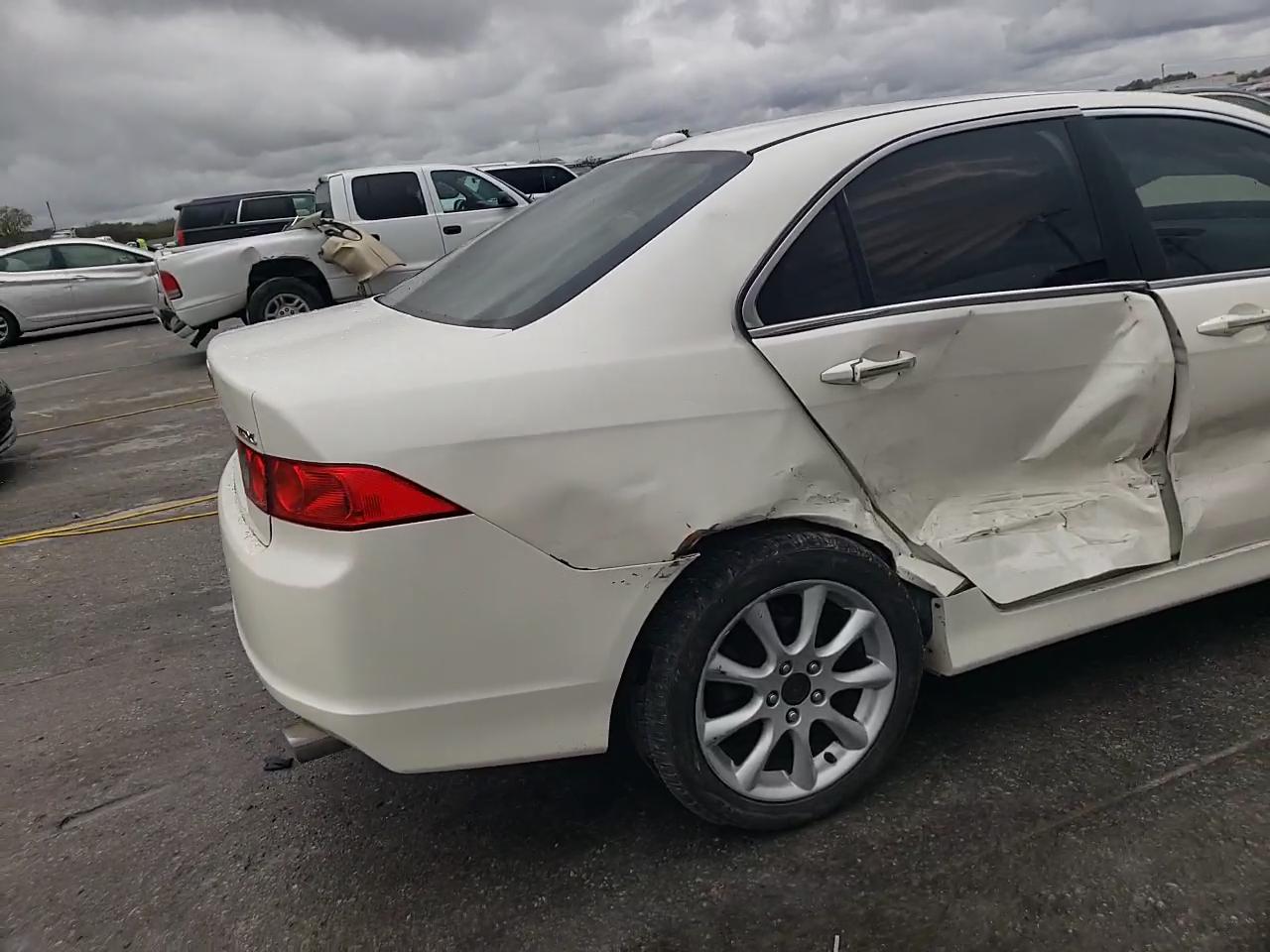 Фото: JH4CL96916C007902